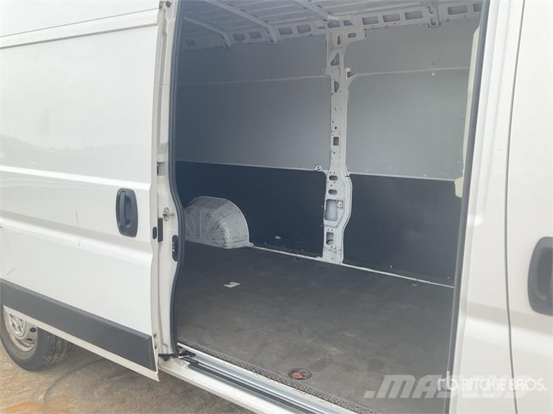 Opel Movano 2.2 Cargo Van (Inoperable) Dostavna vozila / kombiji