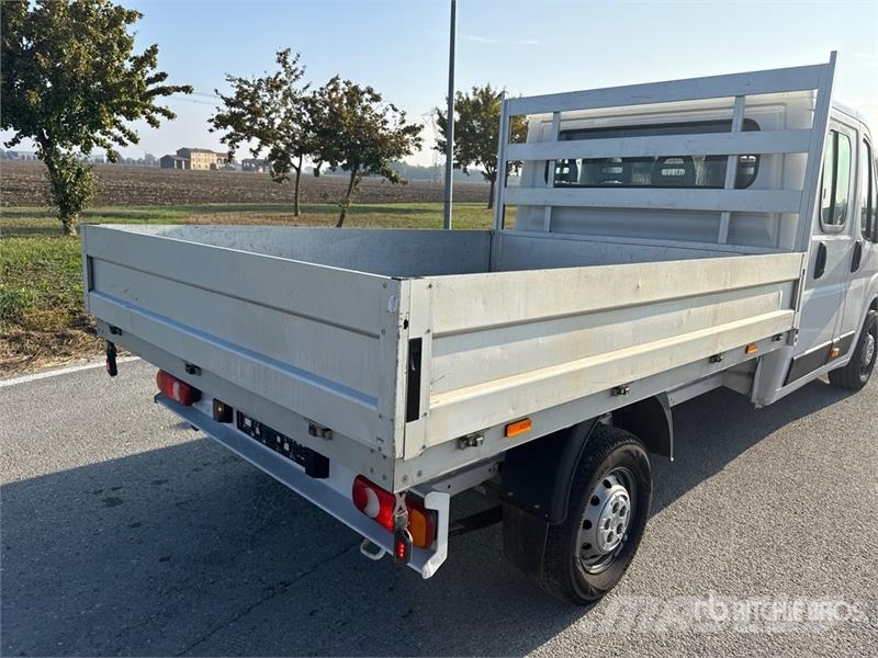 Opel Movano 2.2 Crew Cab 103 KW DOKA PR L3 Flatbed Truc Madelautod