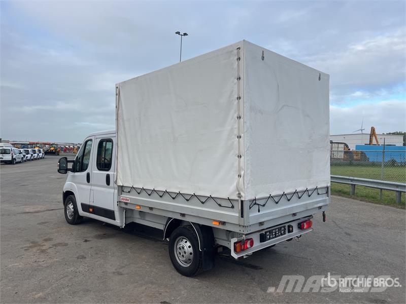 Opel Movano 2.2 Crew Cab 103 KW DOKA PR L3 Cargo Van Furgone chiuso