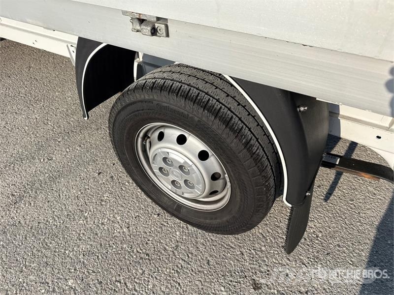 Opel Movano 2.2 Crew Cab 103 KW DOKA PR L3 Flatbed Truc Madelautod