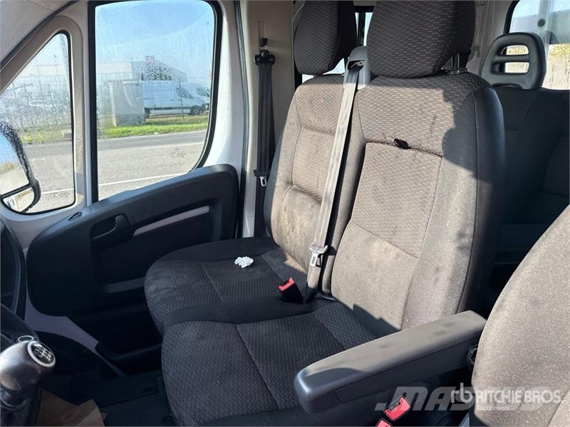 Opel Movano 2.2 Crew Cab 103 KW DOKA PR L3 Flatbed Truc Madelautod