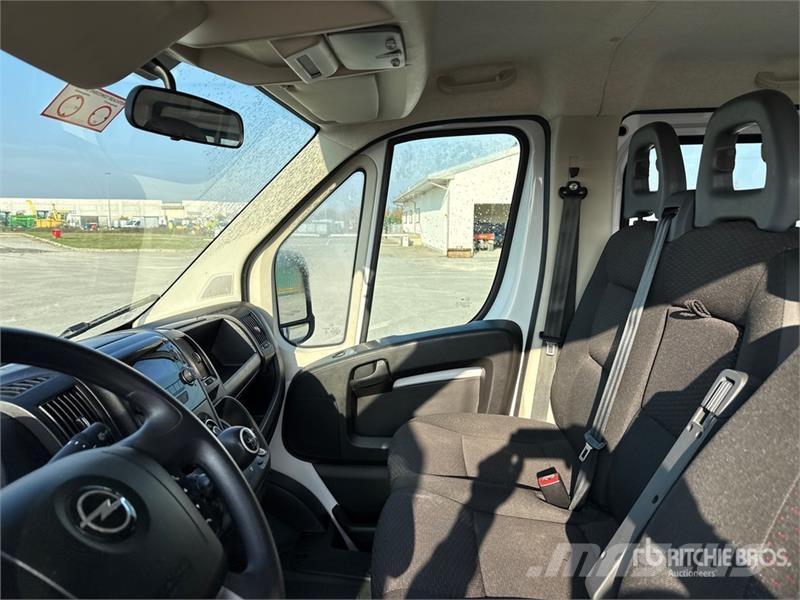 Opel Movano 2.2 Crew Cab 103 KW DOKA PR L3 Flatbed Truc Madelautod