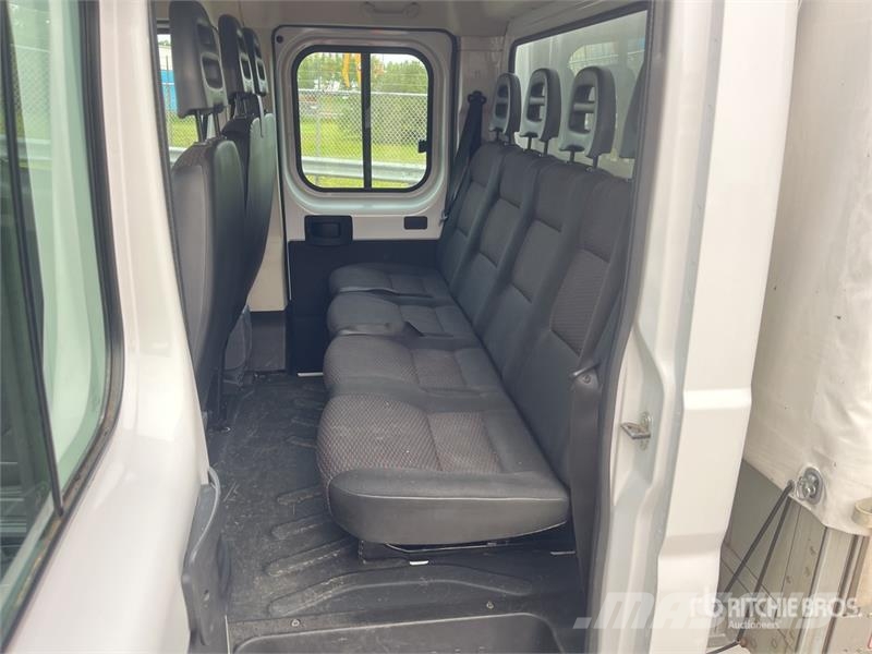 Opel Movano 2.2 Crew Cab 103 KW DOKA PR L3 Cargo Van Furgone chiuso