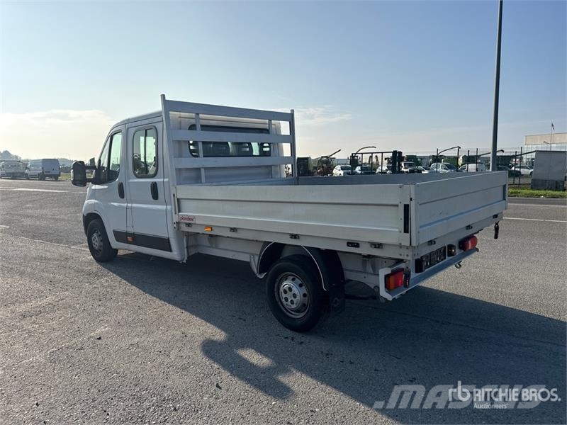 Opel Movano 2.2 Crew Cab 103 KW DOKA PR L3 Flatbed Truc Madelautod