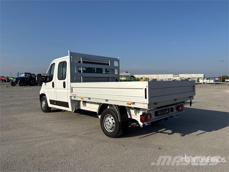 Opel Movano 2.2 Crew Cab 103 KW DOKA PR L3 Flatbed Truc Madelautod