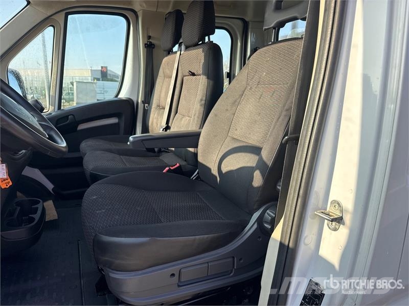 Opel Movano 2.2 Crew Cab 103 KW DOKA PR L3 Flatbed Truc Madelautod