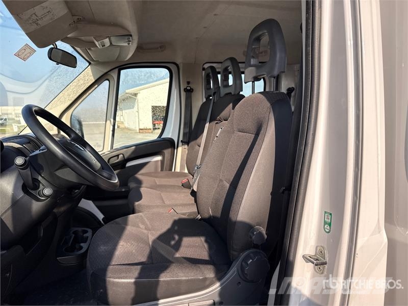 Opel Movano 2.2 Crew Cab 103 KW DOKA PR L3 Flatbed Truc Madelautod