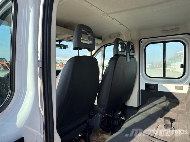 Opel Movano 2.2 Crew Cab 103 KW DOKA PR L3 Flatbed Truc Madelautod