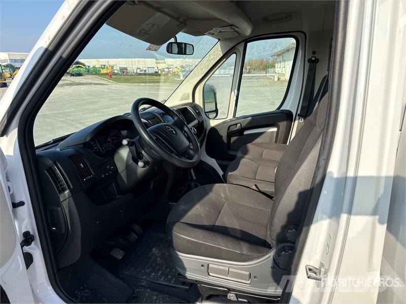 Opel Movano 2.2 Crew Cab 103 KW DOKA PR L3 Flatbed Truc Madelautod