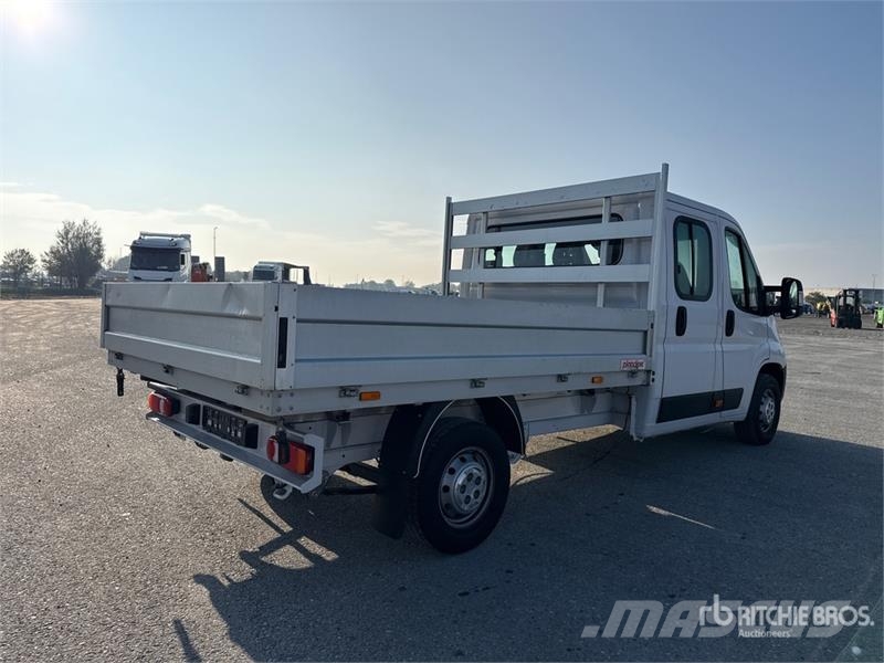 Opel Movano 2.2 Crew Cab 103 KW DOKA PR L3 Flatbed Truc Madelautod