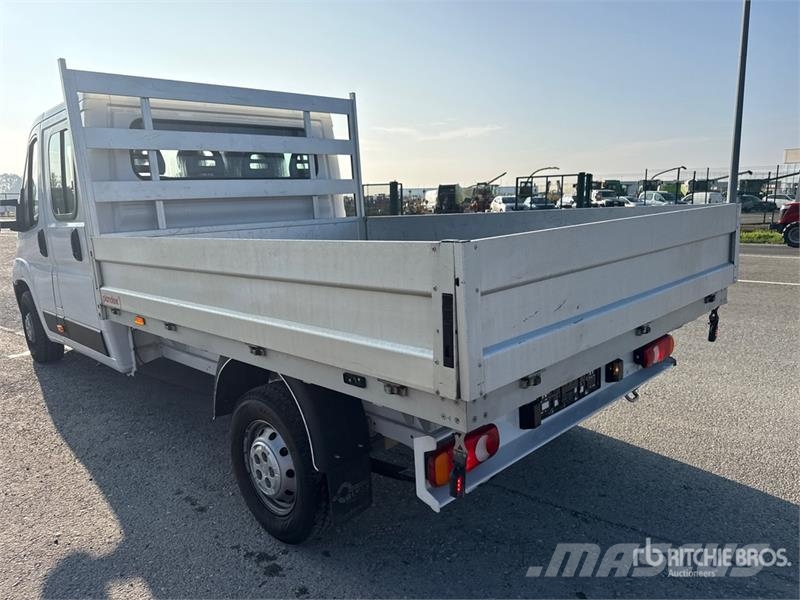 Opel Movano 2.2 Crew Cab 103 KW DOKA PR L3 Flatbed Truc Madelautod