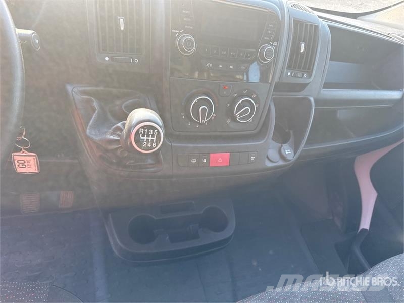 Opel Movano 2.2 Crew Cab 103 KW DOKA PR L3 Flatbed Truc Madelautod
