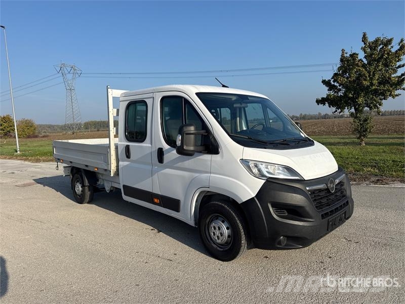 Opel Movano 2.2 Crew Cab 103 KW DOKA PR L3 Flatbed Truc Madelautod