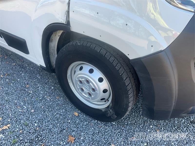 Opel Movano Cargo Van Dostavna vozila / kombiji