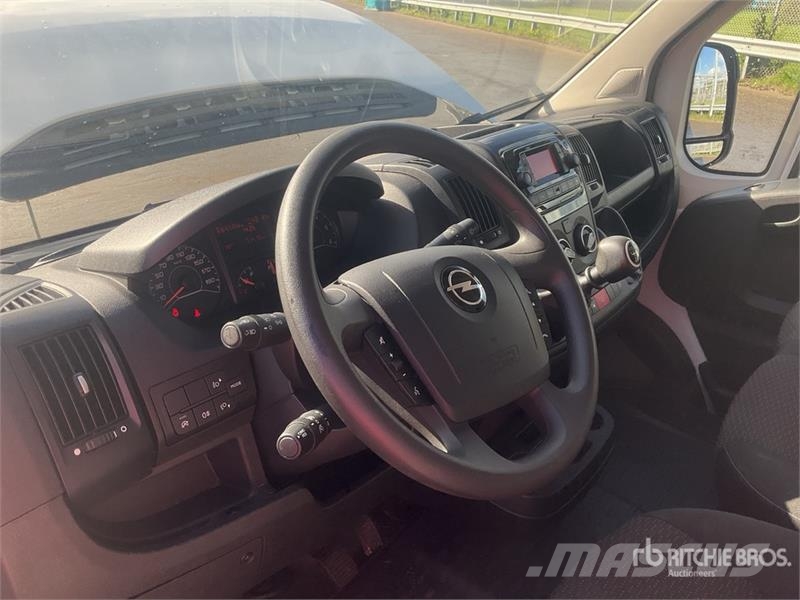 Opel Movano Cargo Van Preču pārvadāšanas furgoni