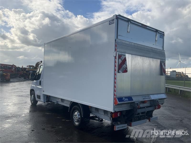 Opel Movano Cargo Van Preču pārvadāšanas furgoni