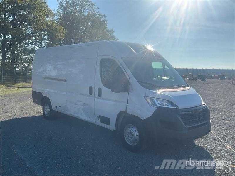 Opel Movano Cargo Van Dostavna vozila / kombiji