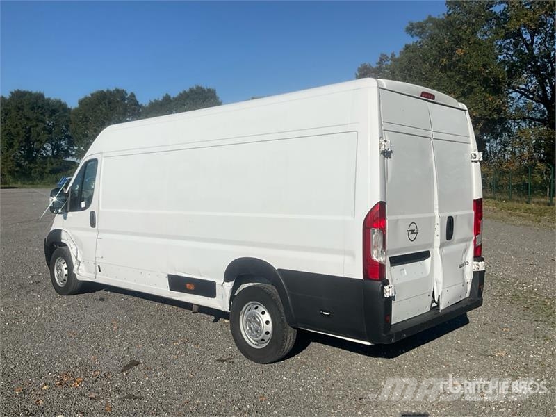 Opel Movano Cargo Van Dostavna vozila / kombiji