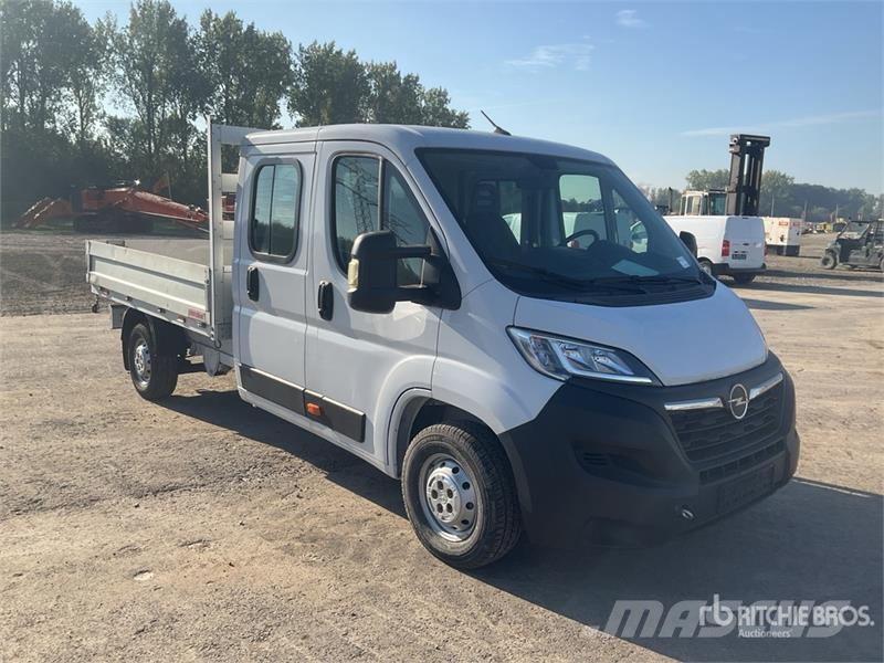 Opel Movano DOKA 4x2 Flatbed Truck (Inoperable) Kamioni sa otvorenim sandukom