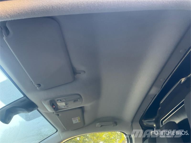 Opel Vivaro 1.5 75 KW KA L2H1 Selection Cargo Van (Inop Kaubikud
