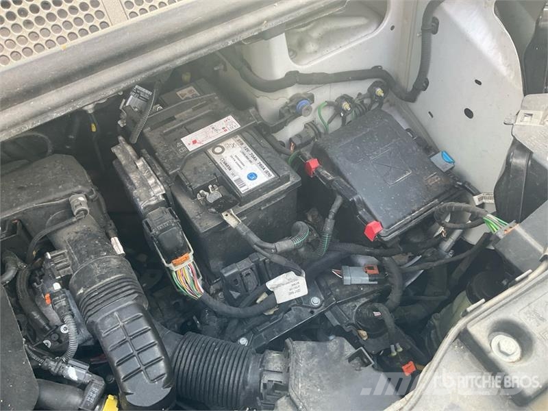 Opel Vivaro 1.5 75 KW KA L2H1 Selection Cargo Van (Inop شاحنة مقفلة