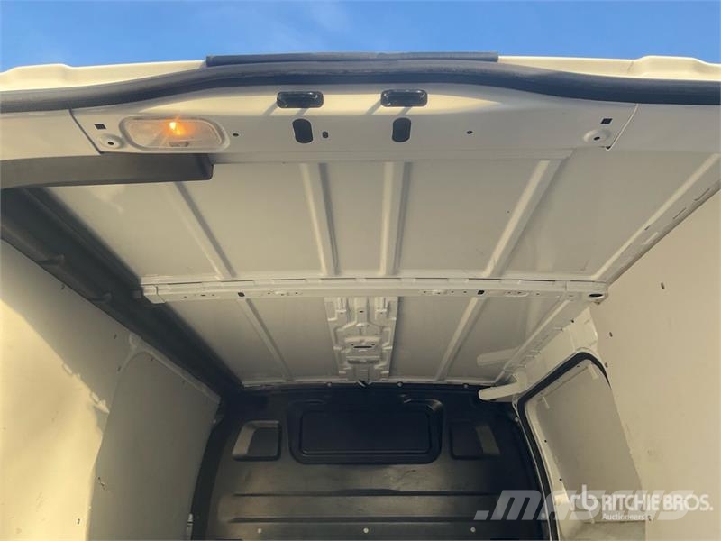 Opel Vivaro 1.5 75 KW KA L2H1 Selection Cargo Van (Inop Kaubikud