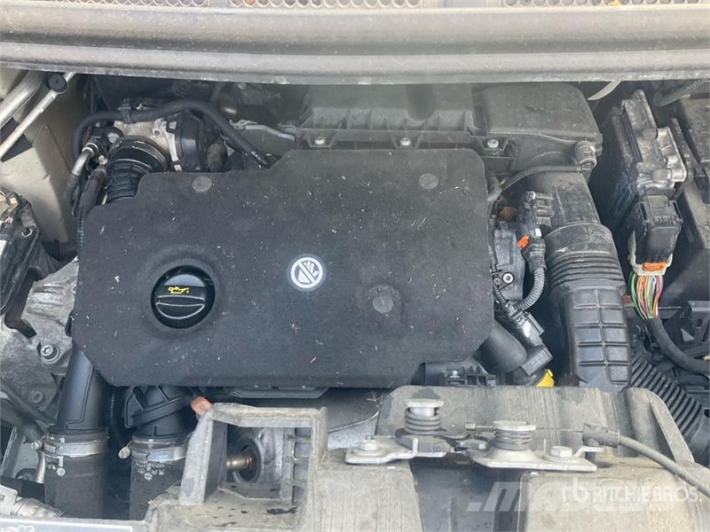 Opel Vivaro 1.5 75 KW KA L2H1 Selection Cargo Van (Inop شاحنة مقفلة