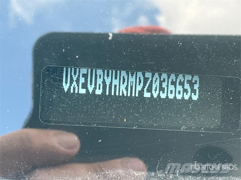 Opel Vivaro 1.5 75 KW KA L2H1 Selection Cargo Van (Inop شاحنة مقفلة