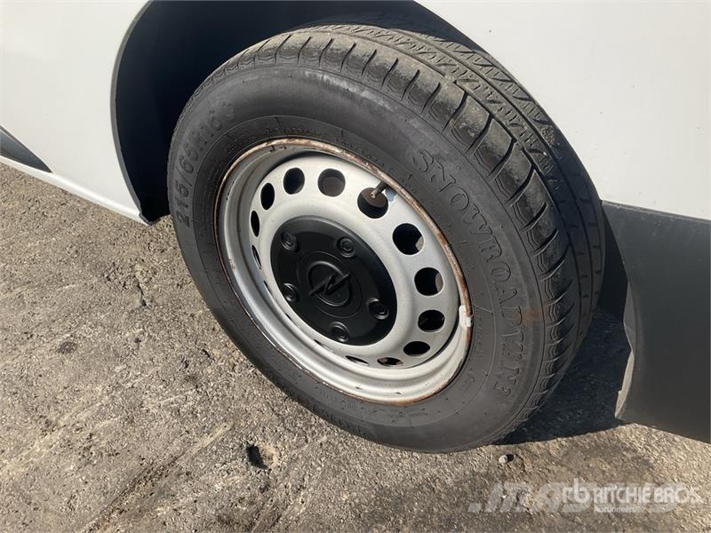 Opel Vivaro 1.5 Cargo Van Dostavna vozila / kombiji