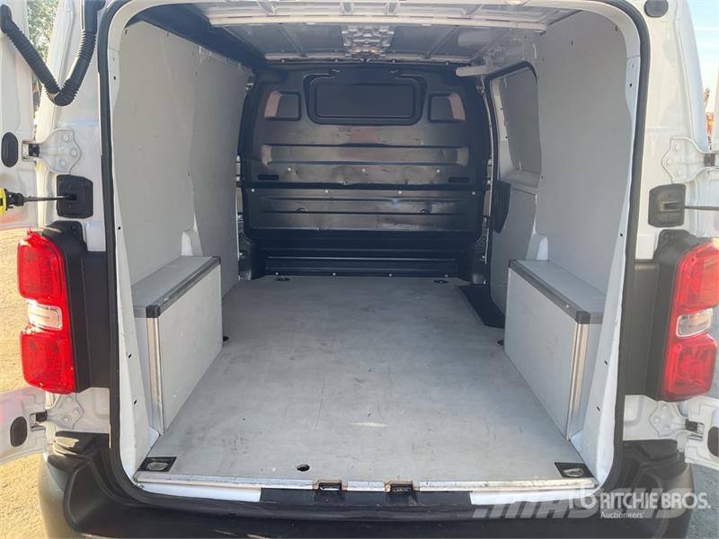 Opel Vivaro 1.5 Cargo Van Dostavna vozila / kombiji