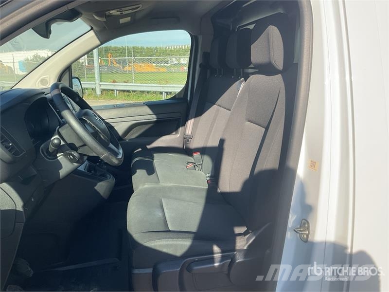 Opel Vivaro 1.5 Cargo Van Dostavna vozila / kombiji