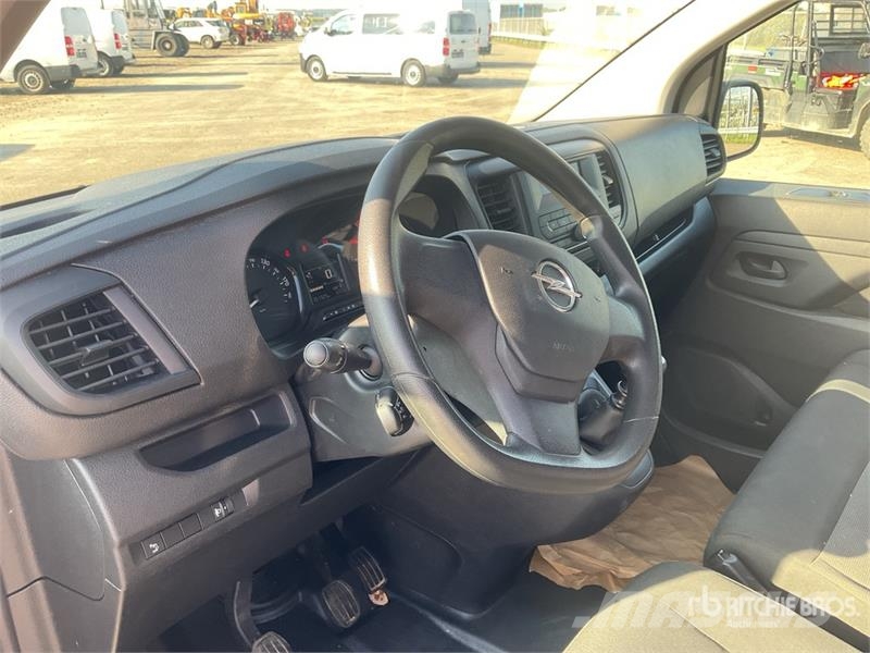Opel Vivaro 1.5 Cargo Van Dostavna vozila / kombiji