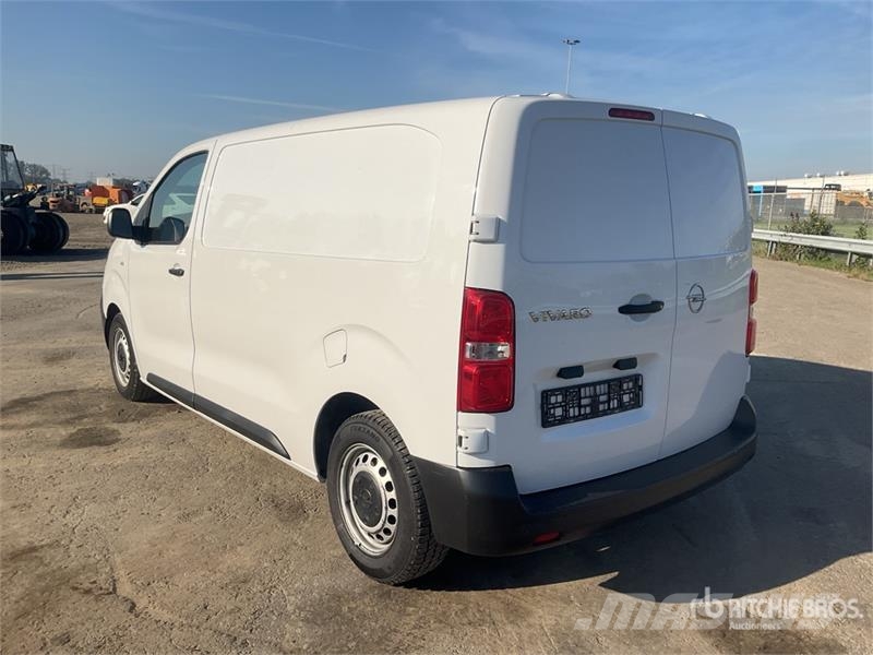 Opel Vivaro 1.5 Cargo Van Dostavna vozila / kombiji