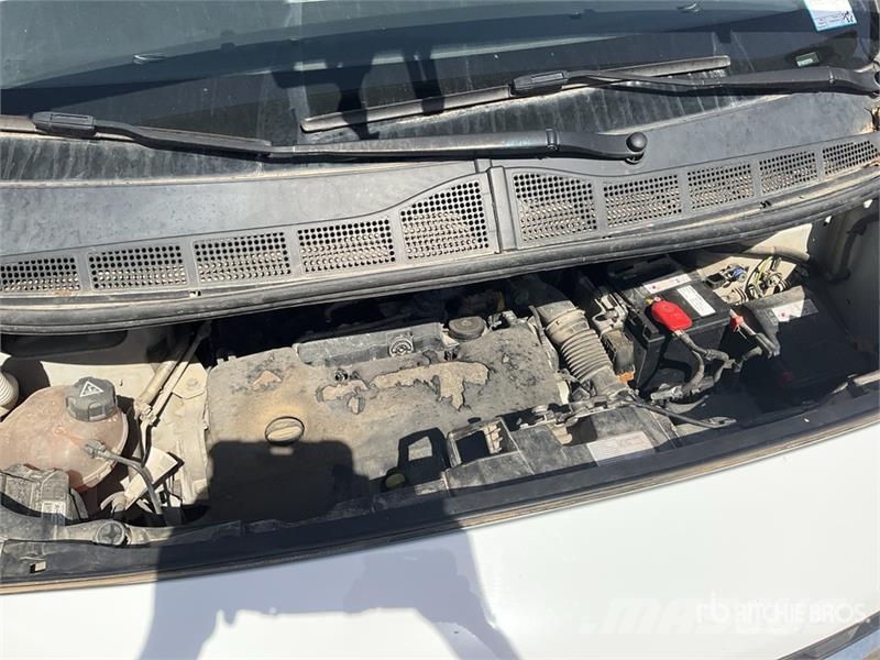 Opel Vivaro Cargo Van Panel vans