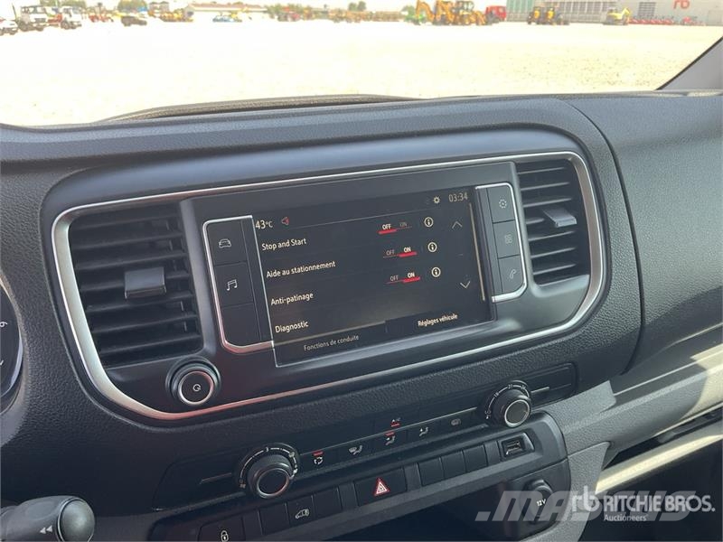 Opel Vivaro Cargo Van Panel vans
