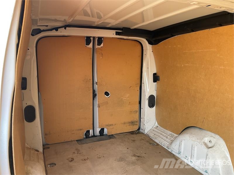 Opel Vivaro Cargo Van Panel vans