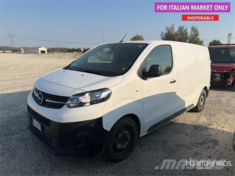 Opel Vivaro Cargo Van (Inoperable) Dodávky