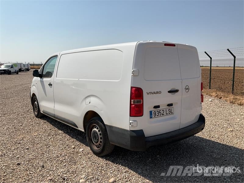 Opel Vivaro Cargo Van Panel vans