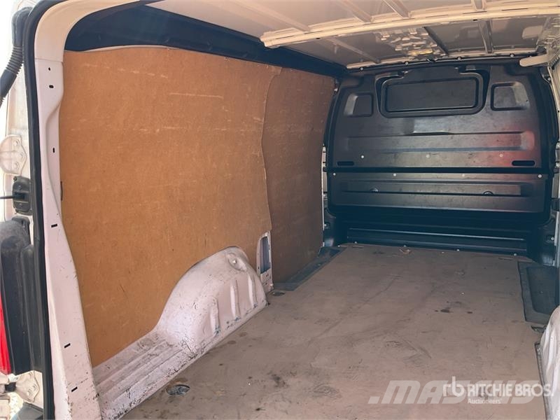Opel Vivaro Cargo Van Panel vans