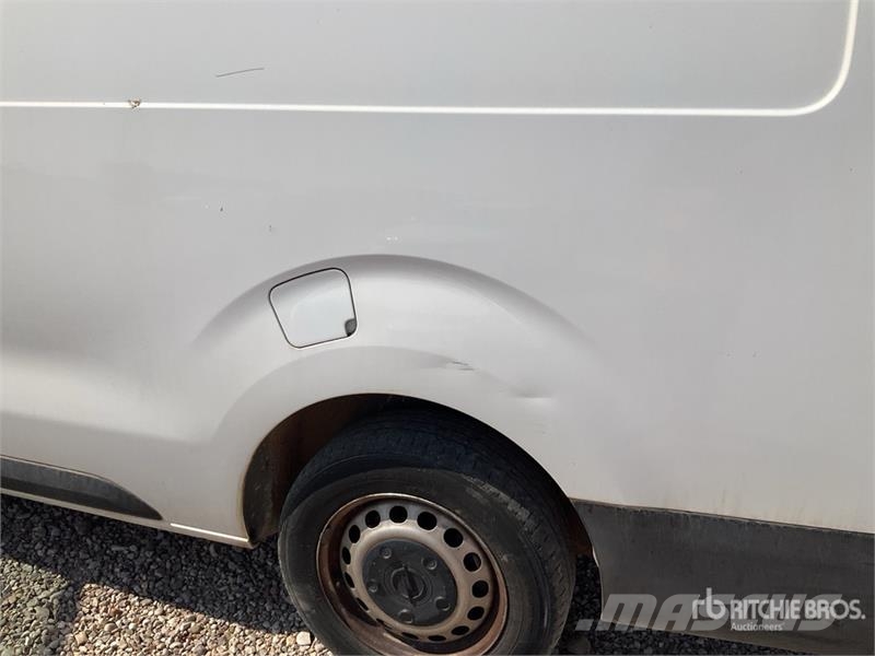 Opel Vivaro Cargo Van Panel vans