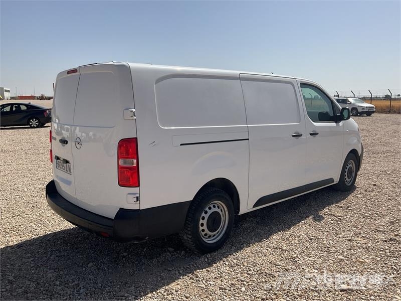 Opel Vivaro Cargo Van Panel vans