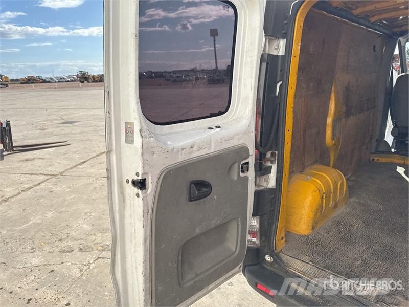 Opel Vivaro dCi 100 Vehicule Utilitaire Cargo Van Kaubikud