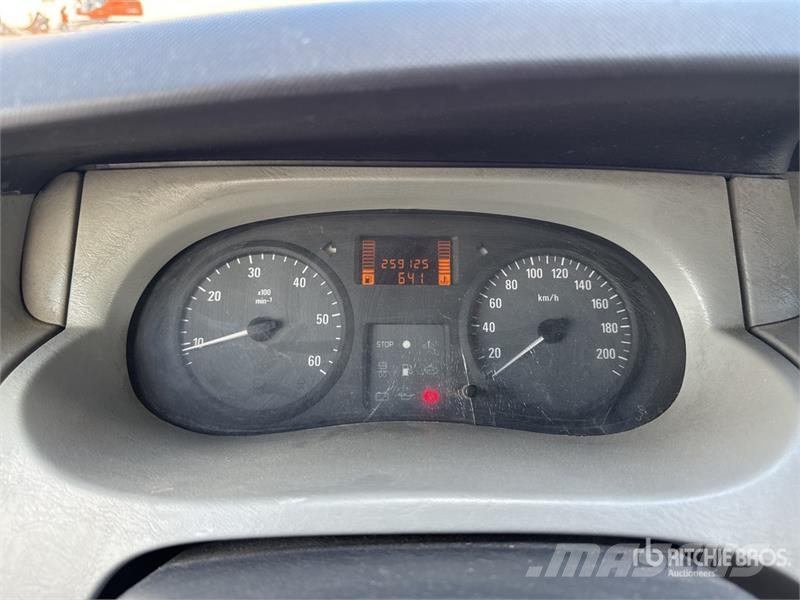Opel Vivaro dCi 100 Vehicule Utilitaire Cargo Van Kaubikud