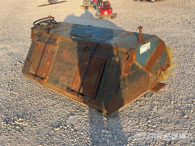 Optimal 03CB1550 Skid Steer Sweeper Cepillos