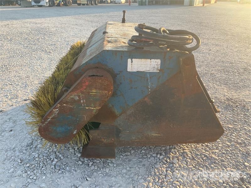 Optimal 03CB1550 Skid Steer Sweeper Cepillos