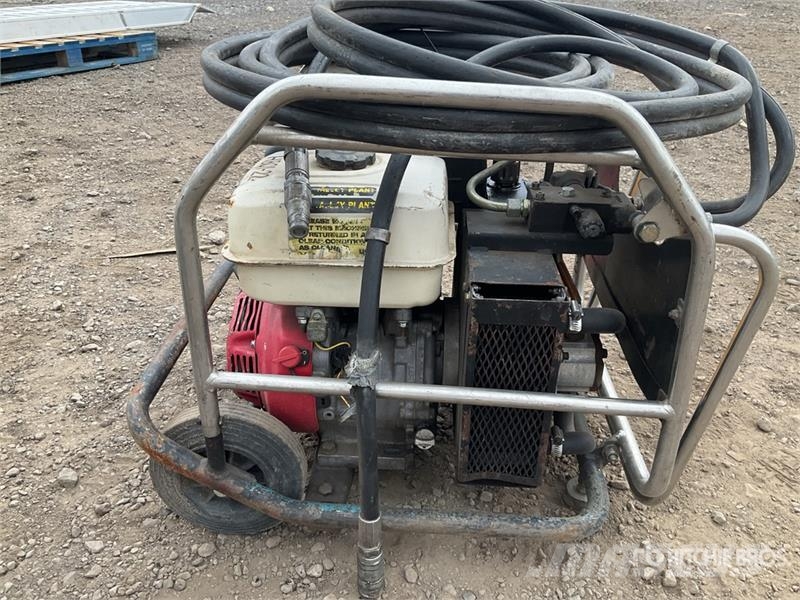 Oxdale Wood Splitter C/W JCB Power Pack Sekačky a rezačky dreva