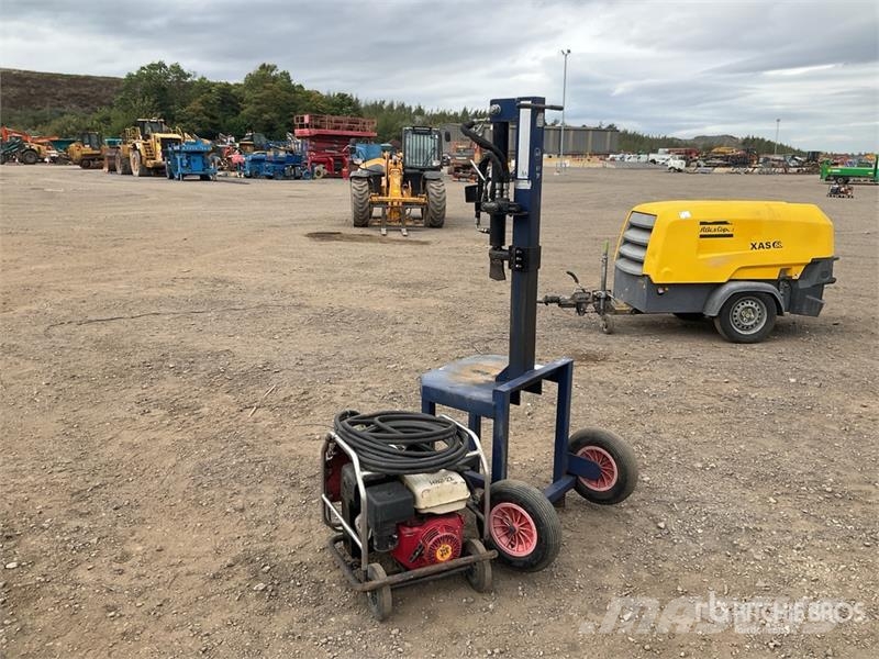 Oxdale Wood Splitter C/W JCB Power Pack Sekačky a rezačky dreva
