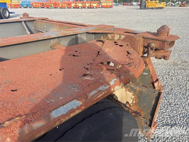 Pacton T/A Container Trailer (Inoperable) Container trailers