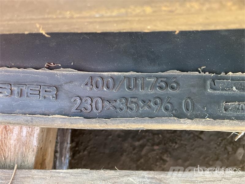 Pair of Rubber 230x35x96 Tracks (Unused) Other components