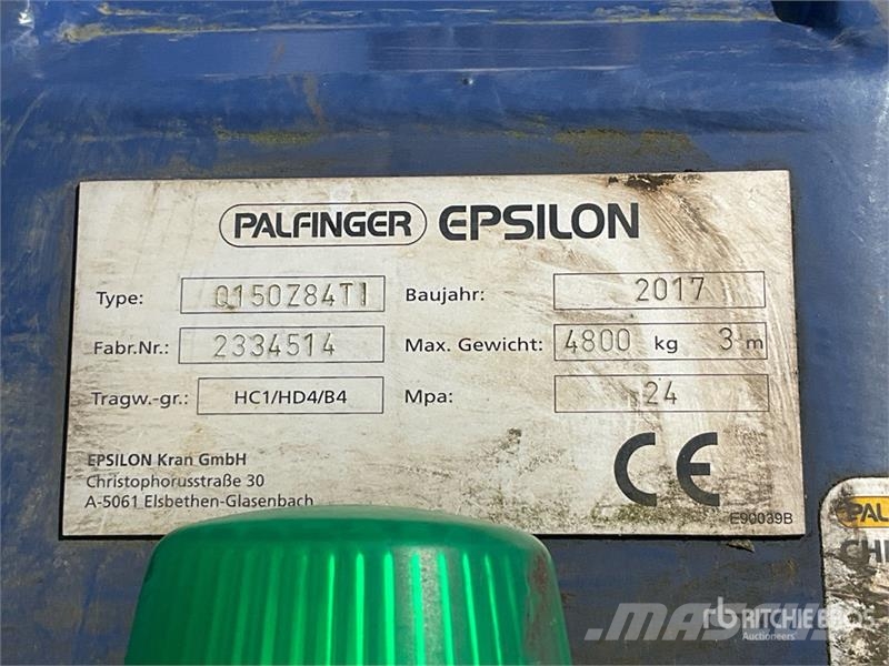 Palfinger Q150Z Easy fold. Q 4800 kg on 6x2 Sleeper Flatbed クレーントラック、ユニック車